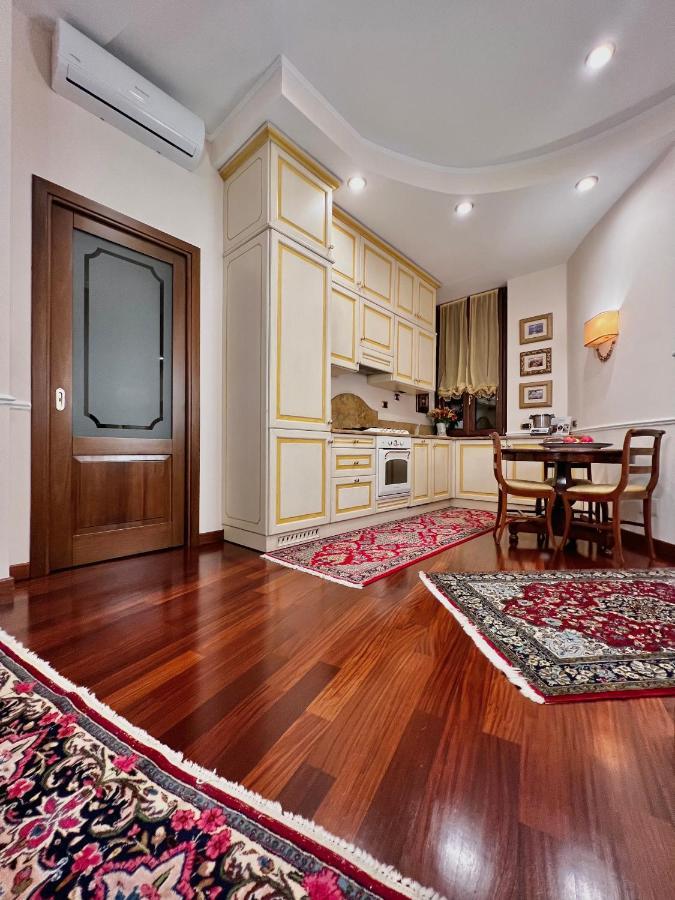 Апартаменты Luxury House - Foppa61 Милан Экстерьер фото
